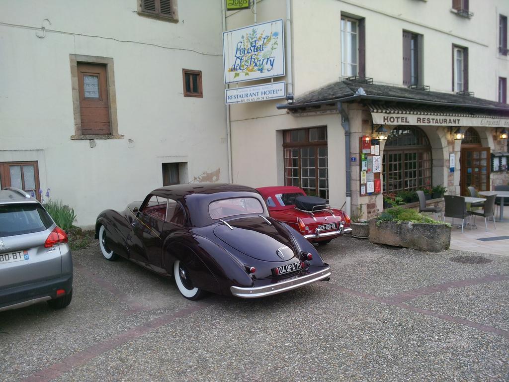 L'Oustal Del Barry Hotel Najac Exterior photo